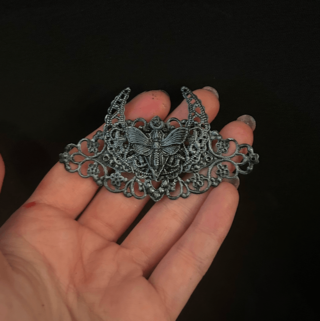 Death moth hair clip