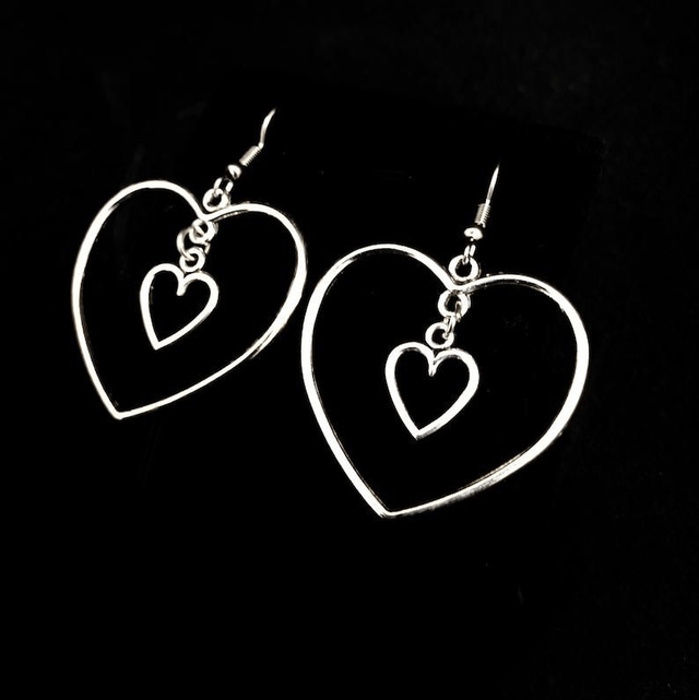 Adore earrings