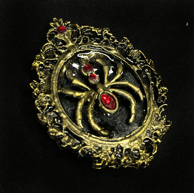 Widow brooch/clip