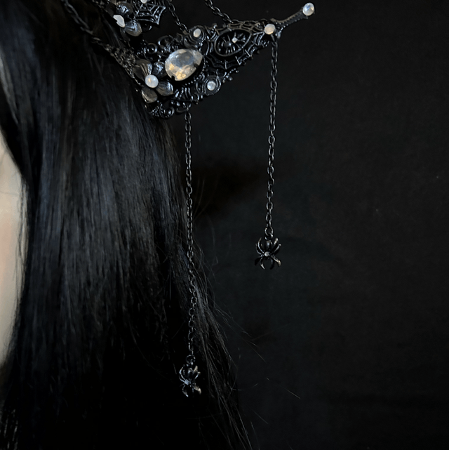 Widow Crown 