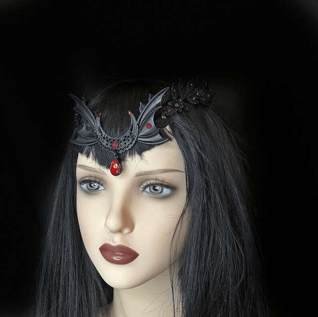 Mina tiara