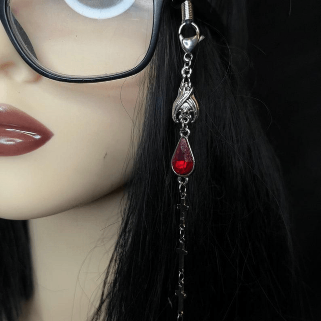 Bloodlust Glasses Chain