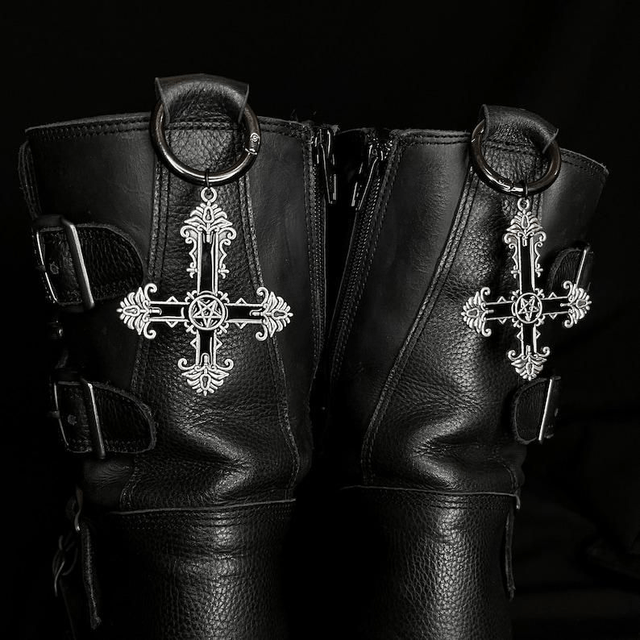 Black and Silver inverted cross Boot clip