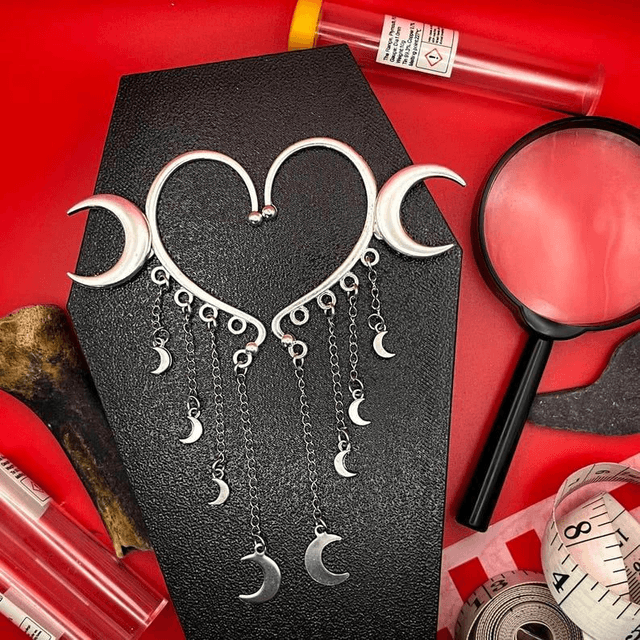 Luna ear cuff