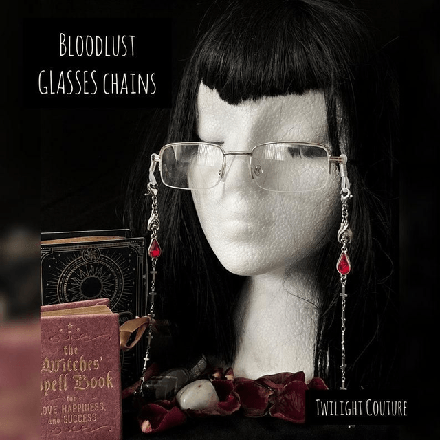 Bloodlust Glasses Chain