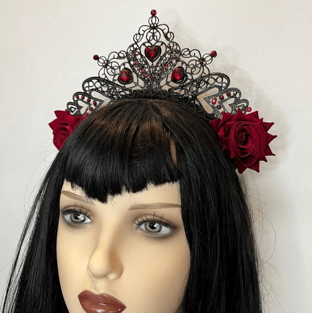 Amor Crown