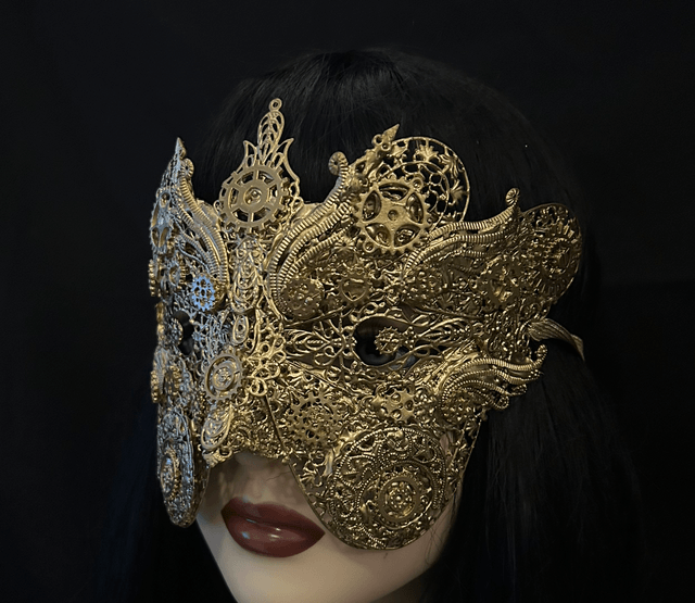 Steampunk gold mask