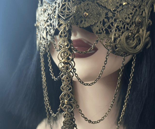 Miranda mask