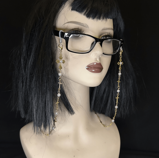 Sanctelle glasses chain 