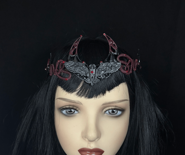 Lilith tiara 