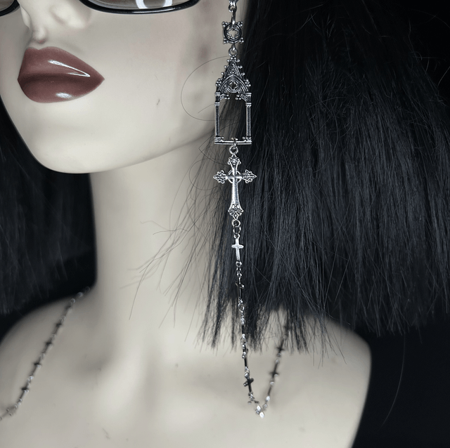 Cathedral glasses chains 