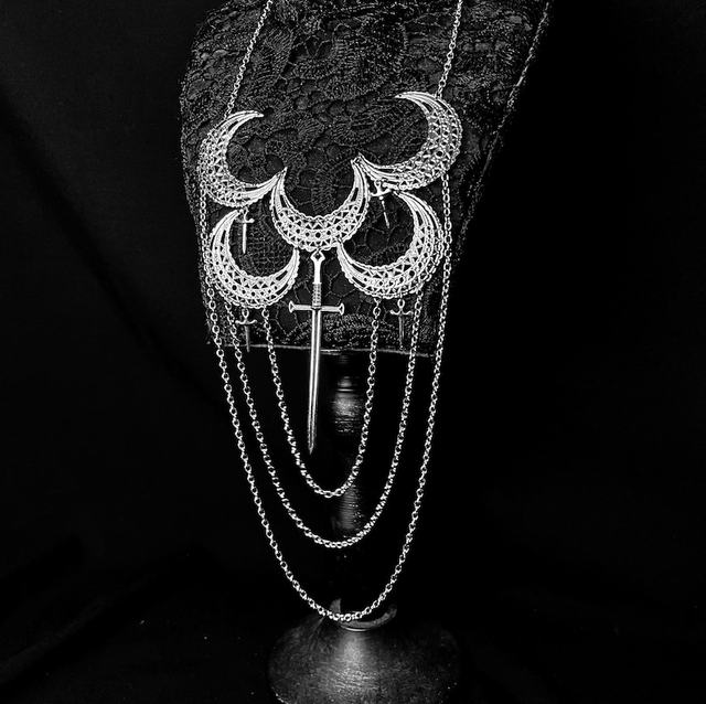 Lunar blade 