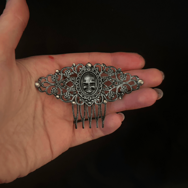 Reqiuem comb