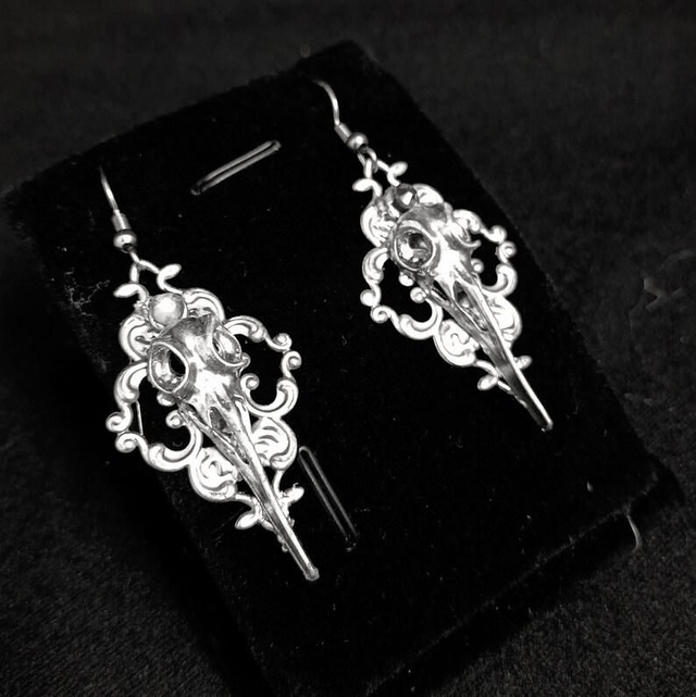 Raven earrings