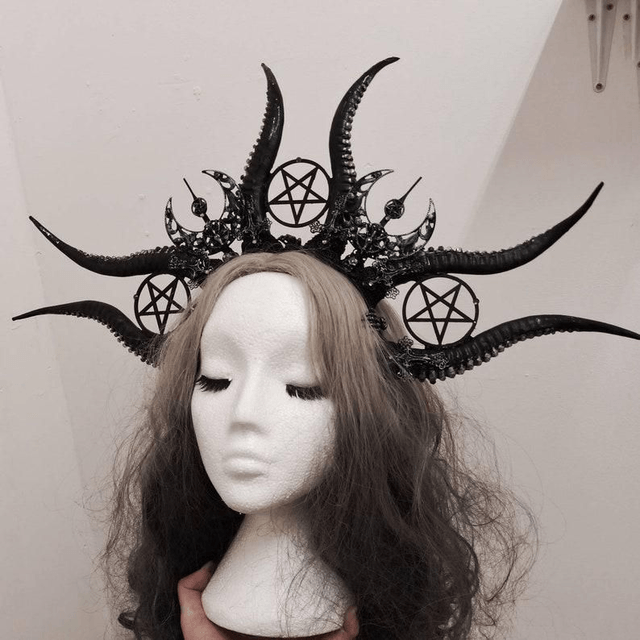 Leviathan crown