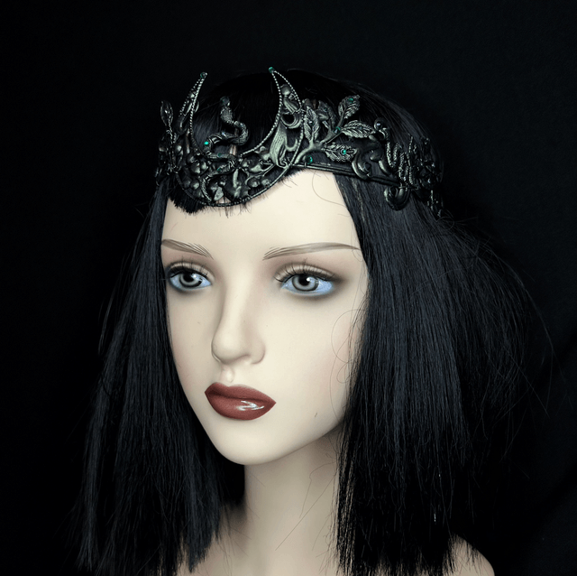 Venomous tiara