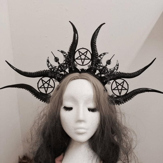 Leviathan crown