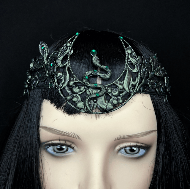 Venomous tiara