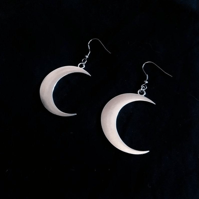 Crescent earrings 