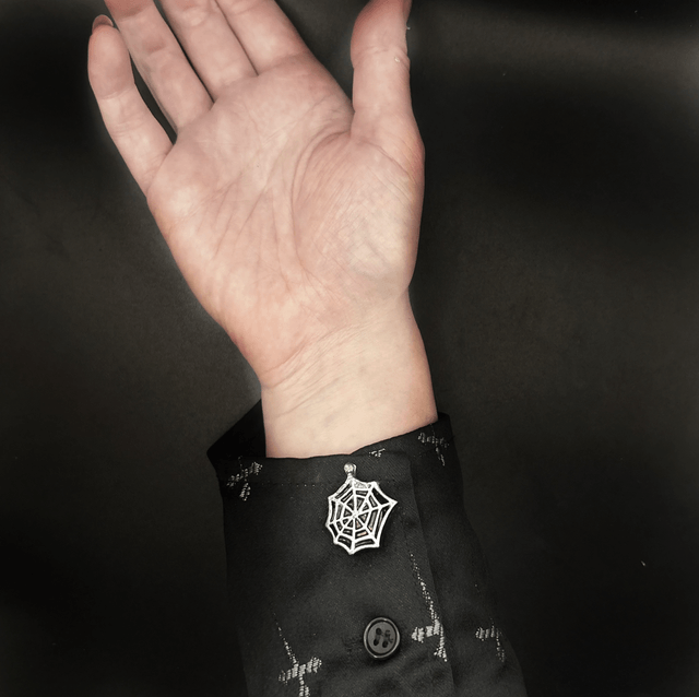 Web cufflinks