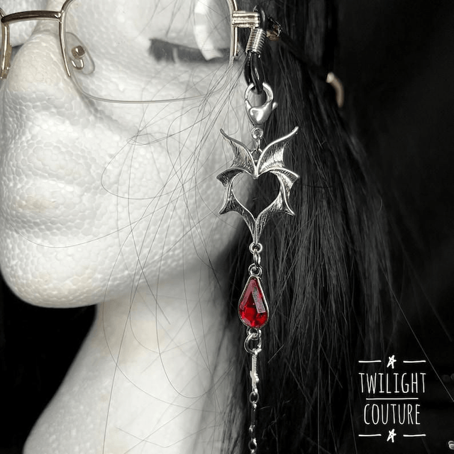 Bloodlust Glasses chains II