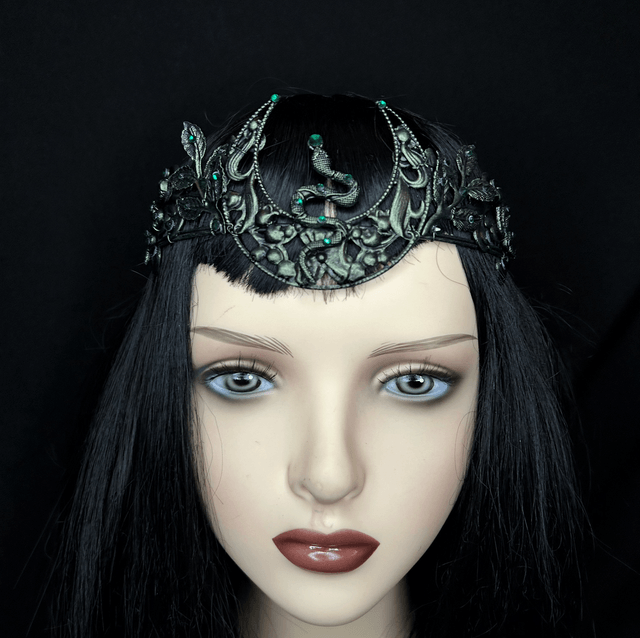 Venomous tiara