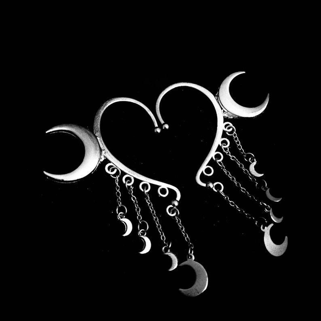 Luna ear cuff