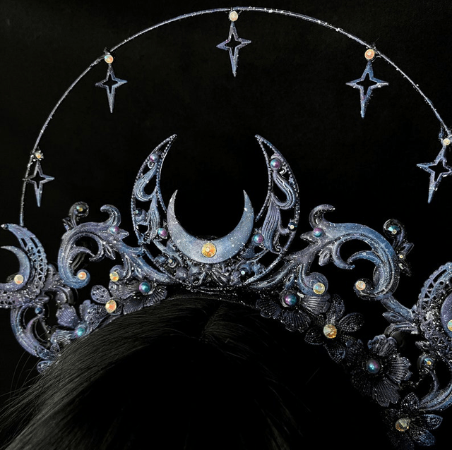 Andromeda crown
