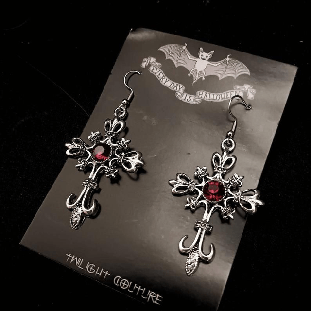 Lady Vamp earrings