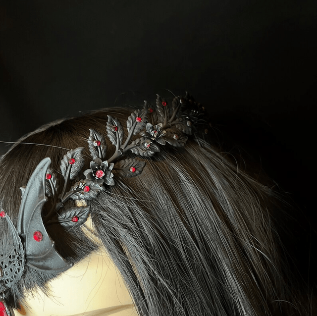 Mina tiara