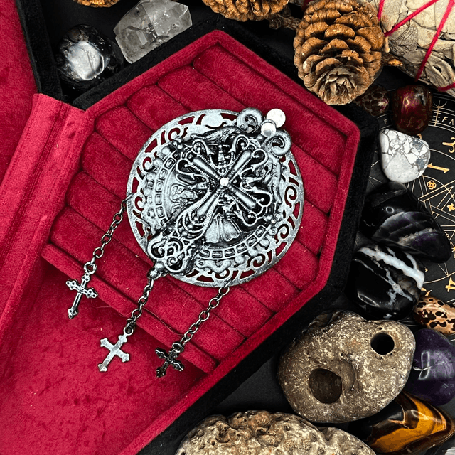 Gothic Cross brooch/hairclip 