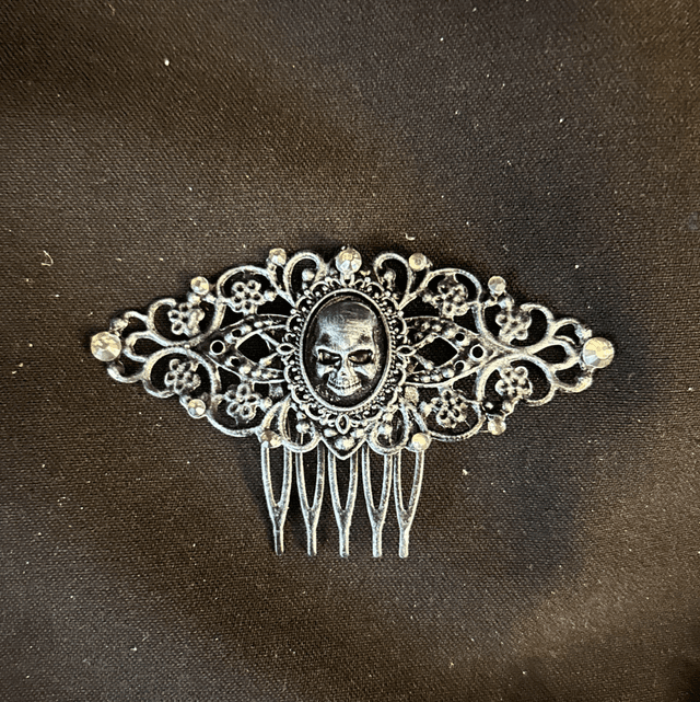 Reqiuem comb