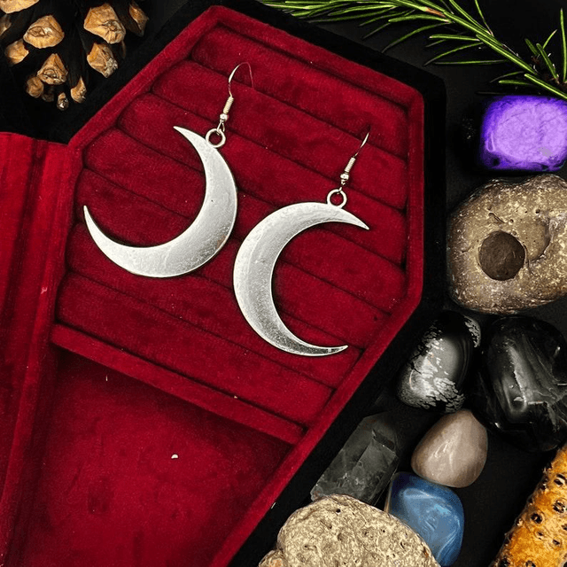 Crescent earrings 