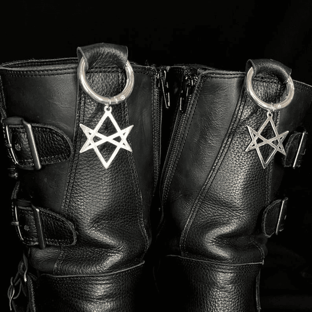 Hexagram boot clip