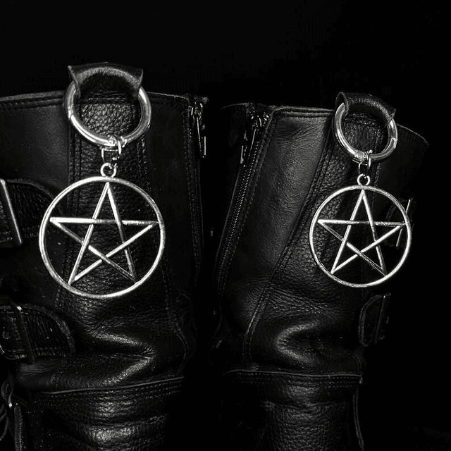 Large pentagram bootclip