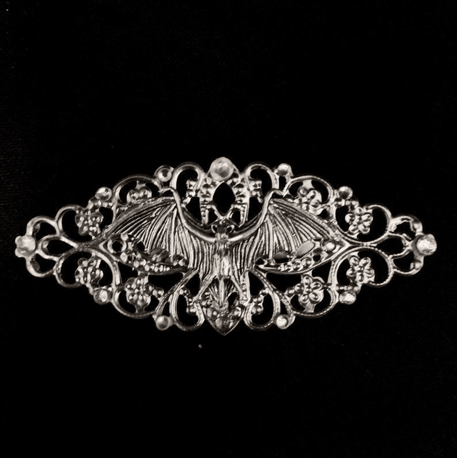 Nosferatu hairclip/comb